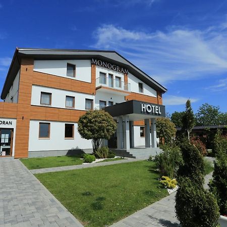 Mv Monogram Hotel Indija Buitenkant foto